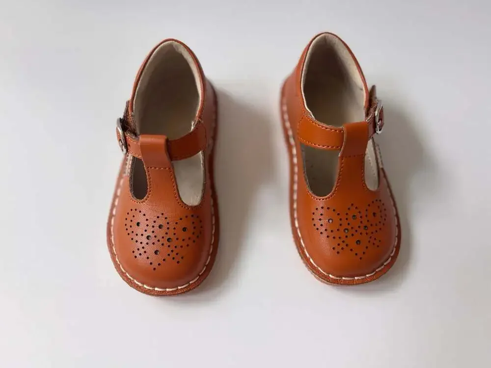 L'Amour Shoes Toddler Girl Ollie T-Strap Perforated Heart Leather Mary Jane Brow